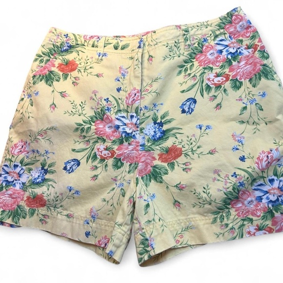 Vintage Floral Shorts Size 14– Cottagecore /Grannycore - Picture 2 of 9